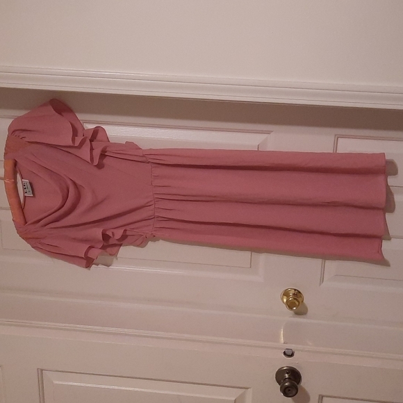 Dresses & Skirts - Vintage L.T.D. pink mauve dress by Roberta size 9/10 beautiful seed bead detail